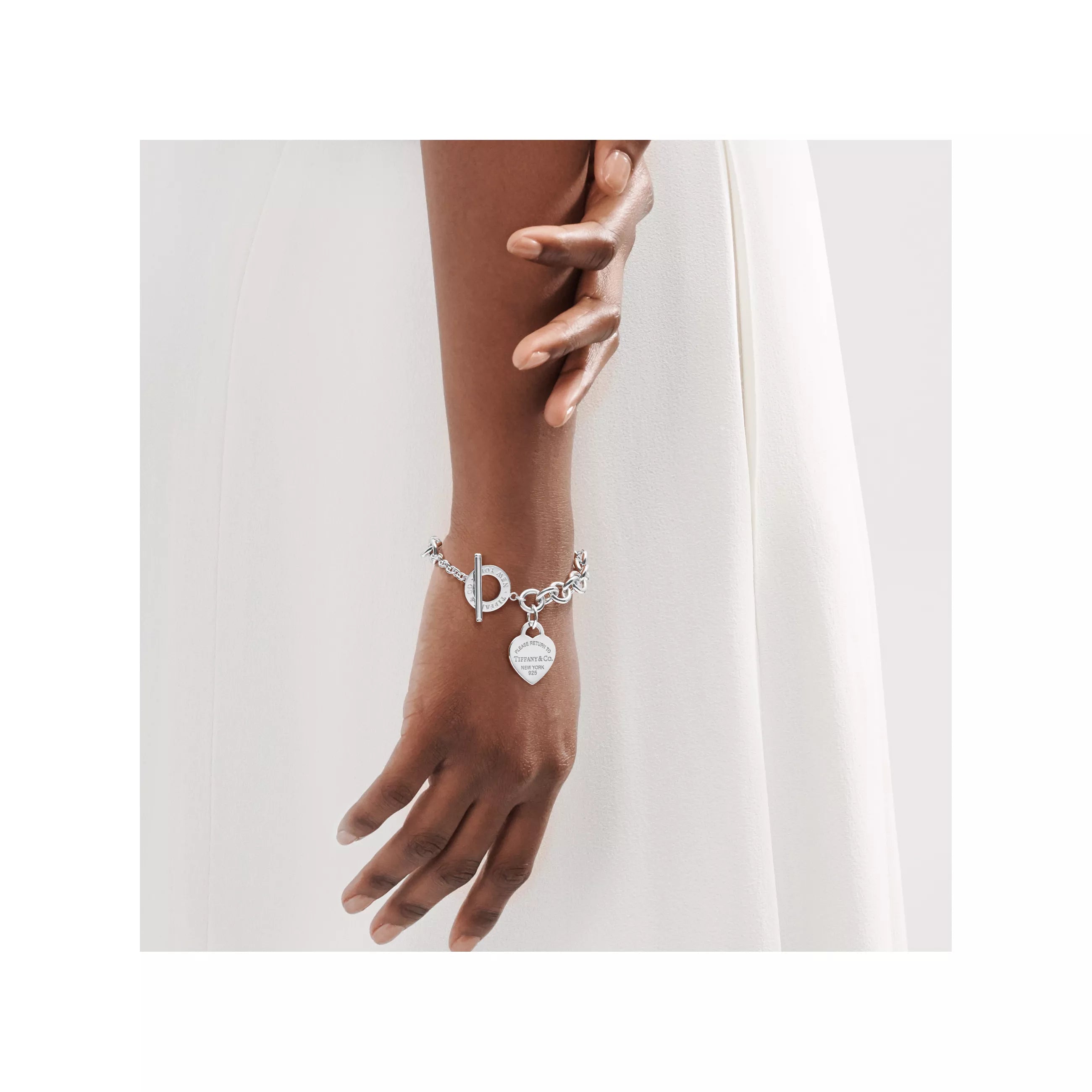 Kalp Etiketli Toggle Bileklik – 925 Ayar Gümüş